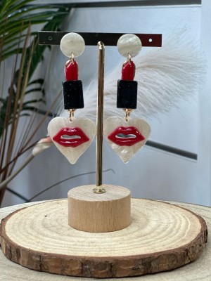 PENDIENTES LABIOS RESINA