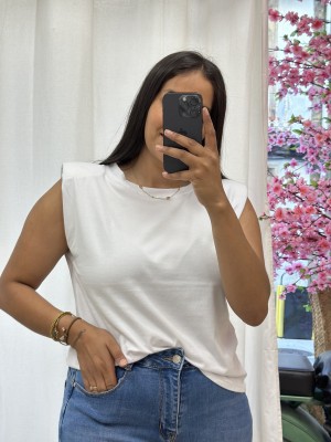 CAMISETA HOMBRERA BLANCA