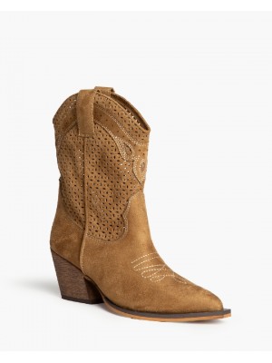 BOTIN CAROL