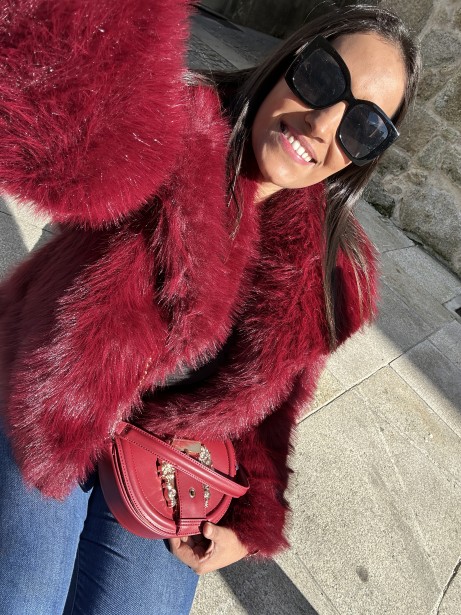 CHAQUETA PELO NAIRA BURDEOS