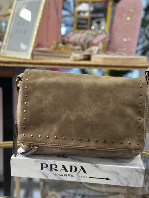 BOLSO BANDOLERA TOSTADO
