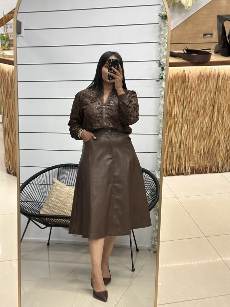 FALDA POLIPIEL MIDI CHOCO