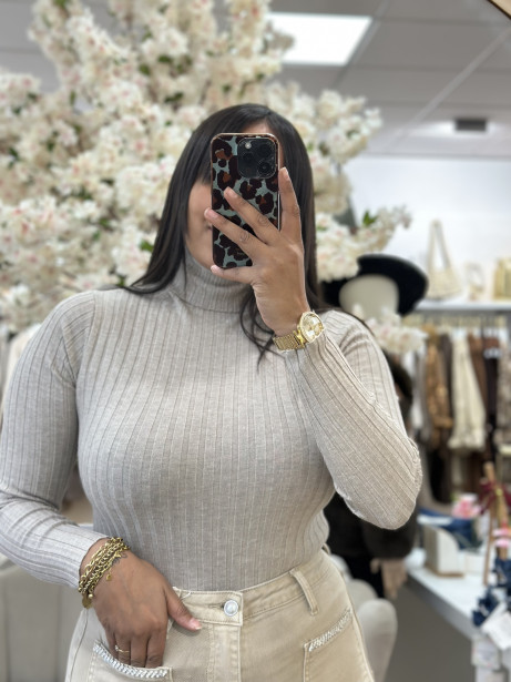 Jersey cuello básico beis