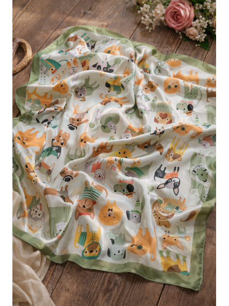 PAÑUELO ANIMAL VERDE