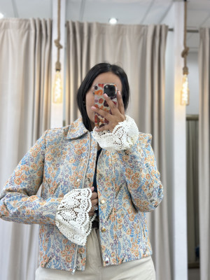 CHAQUETA MARTINA ENCAJE