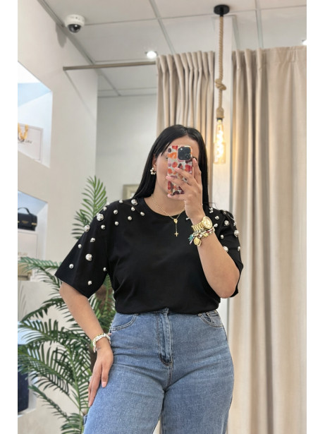 CAMISETA TACHAS NEGRA