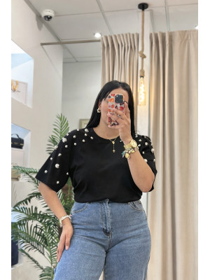 CAMISETA TACHAS NEGRA