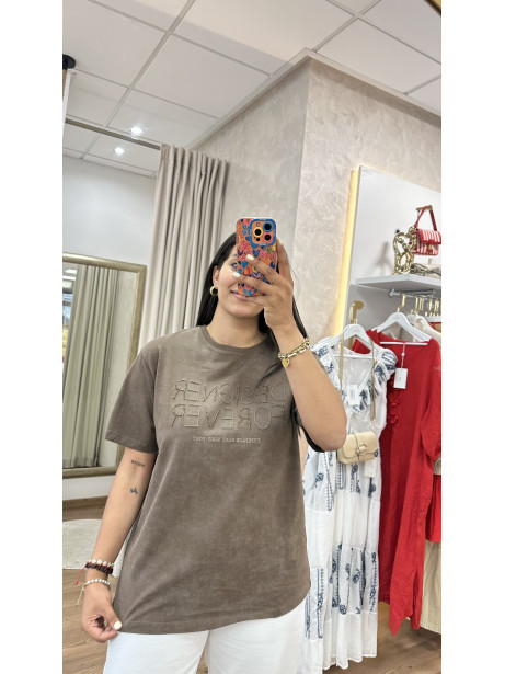 CAMISETA LONGE CHOCO