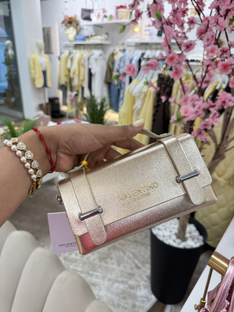 BOLSO VALENTINO DORADO POLIPIEL