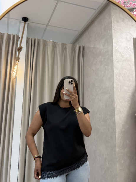 CAMISETA AIDA NEGRA