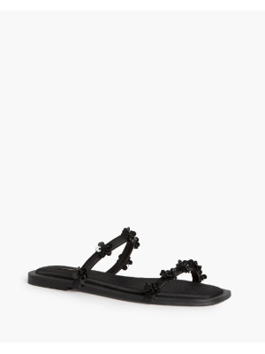 SANDALIA NEGRA FLOR