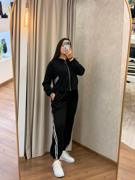 CHANDAL INES NEGRO