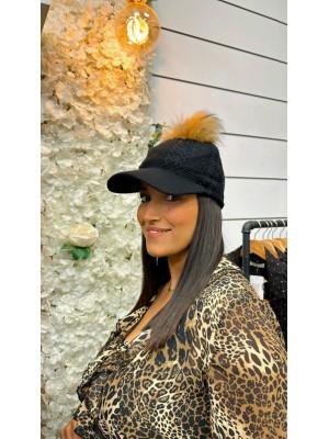 GORRA PELO NATURAL NEGRA